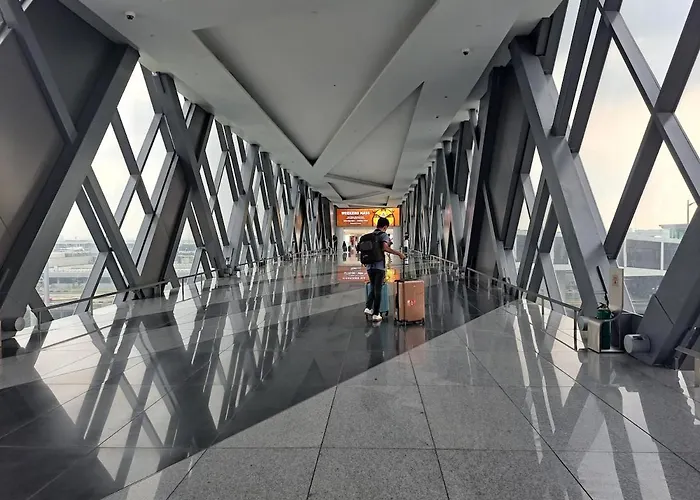 Cozy Near Naia T3 *